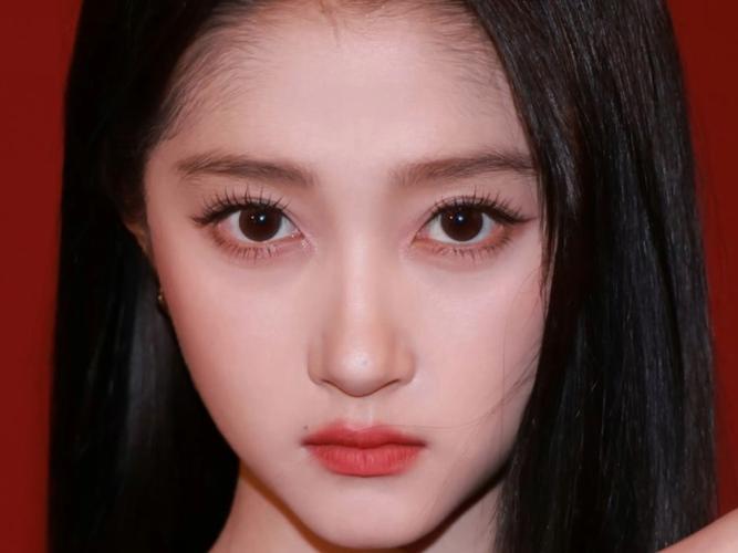 柚子猫《小僵尸》盛世容颜